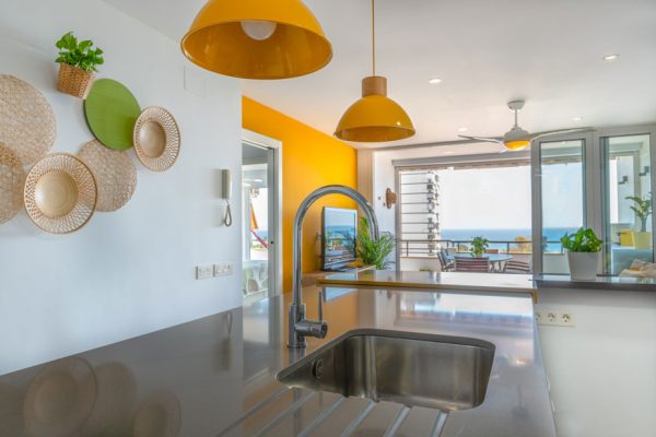 Diseño interior de una cocina en Almería