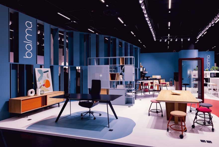 stand de mobiliario de diseño en Orgatec 2022