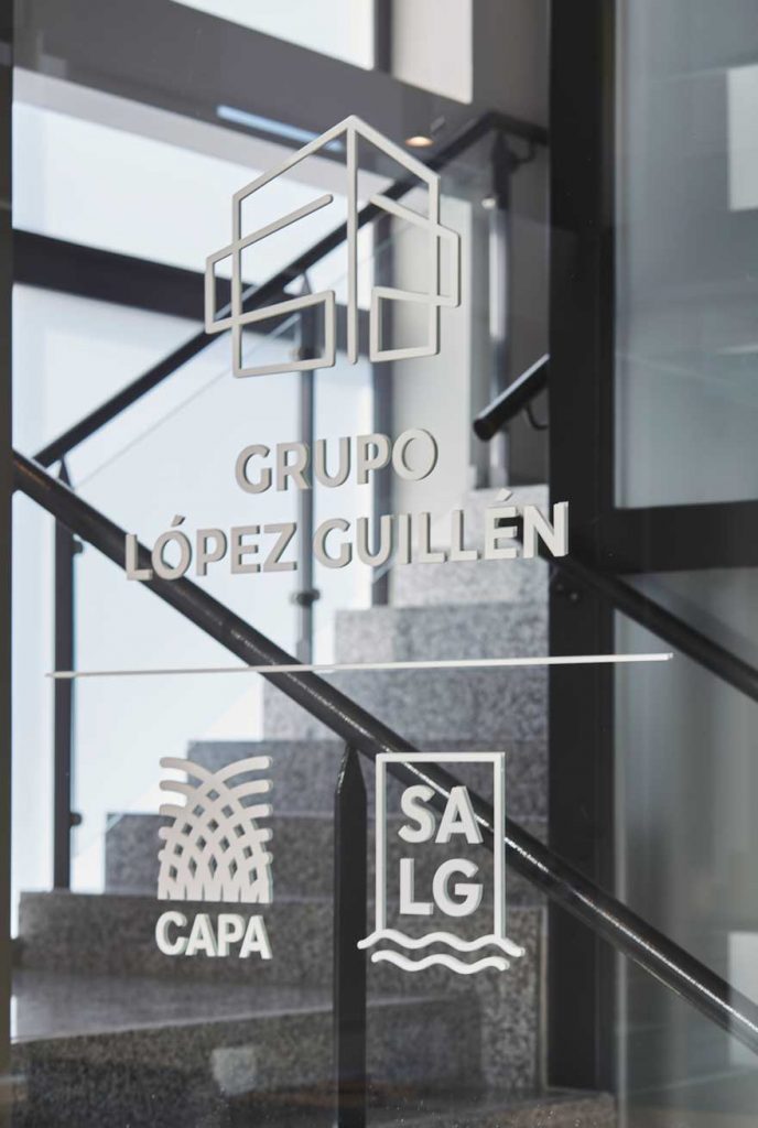 logotipos de Grupo López Guillén